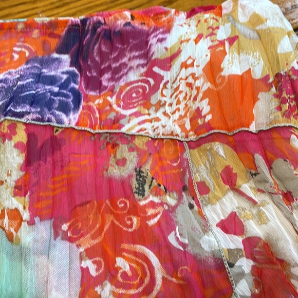 Tribal brand multicolor crinkled floral print skirt, size 10. Great condition. - Picture 3 of 11